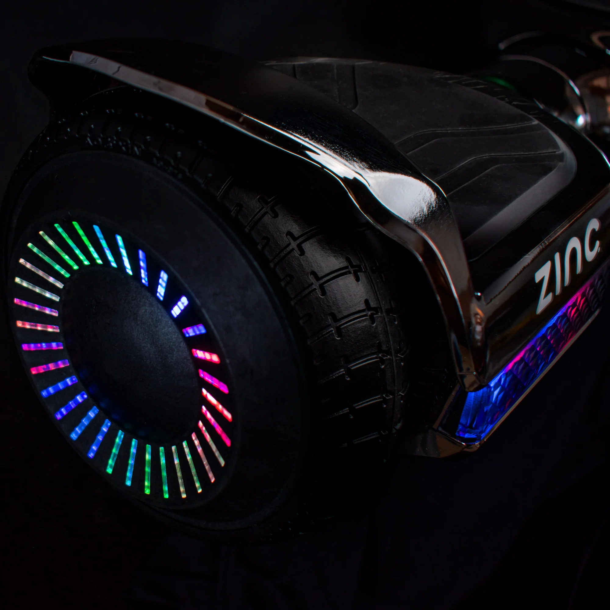 Zinc Megastar Self Balancing Chrome Hoverboard with bluetooth speaker, multi coloured LED lights and 6.3 Inch wheels - Image 7