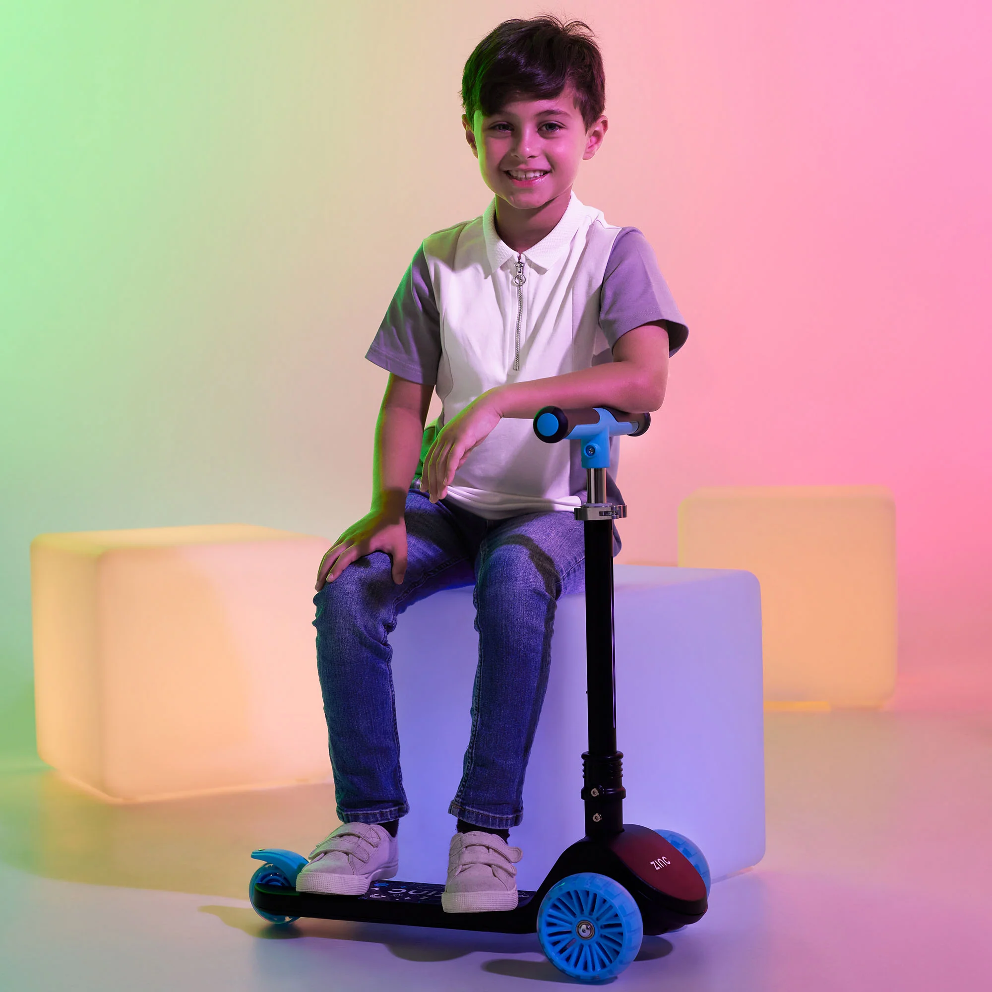 Zinc Three Wheeled Folding T-Motion Shine Scooter - Image 20
